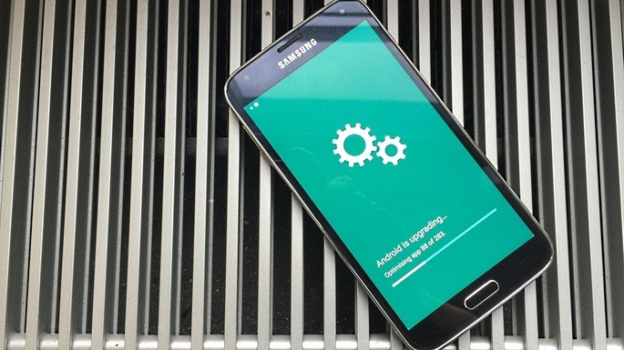 Update Perangkat Lunak - Cara Mempercepat Hp Samsung